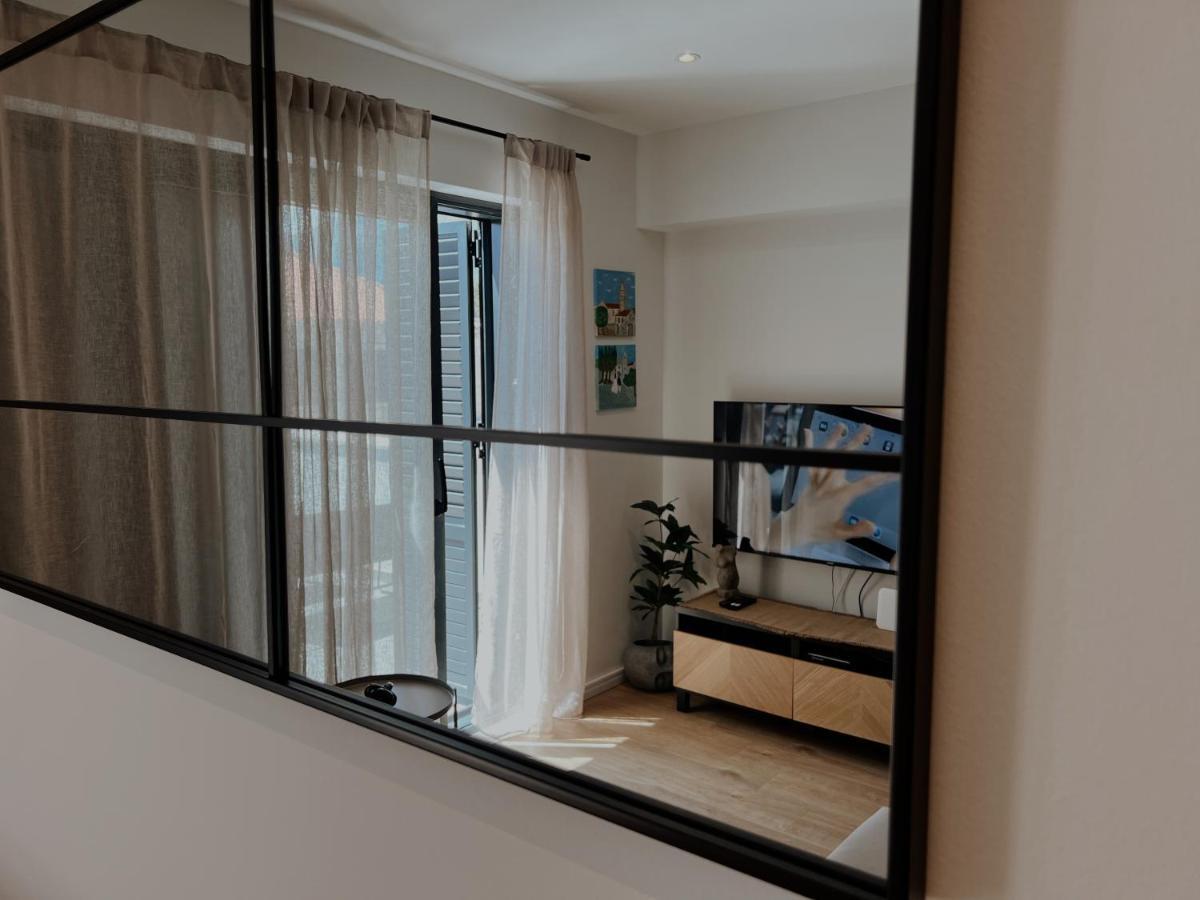 Dawn & Dusk - Modern Two Bedroom Apartment With Mountain Views Čilipi 外观 照片