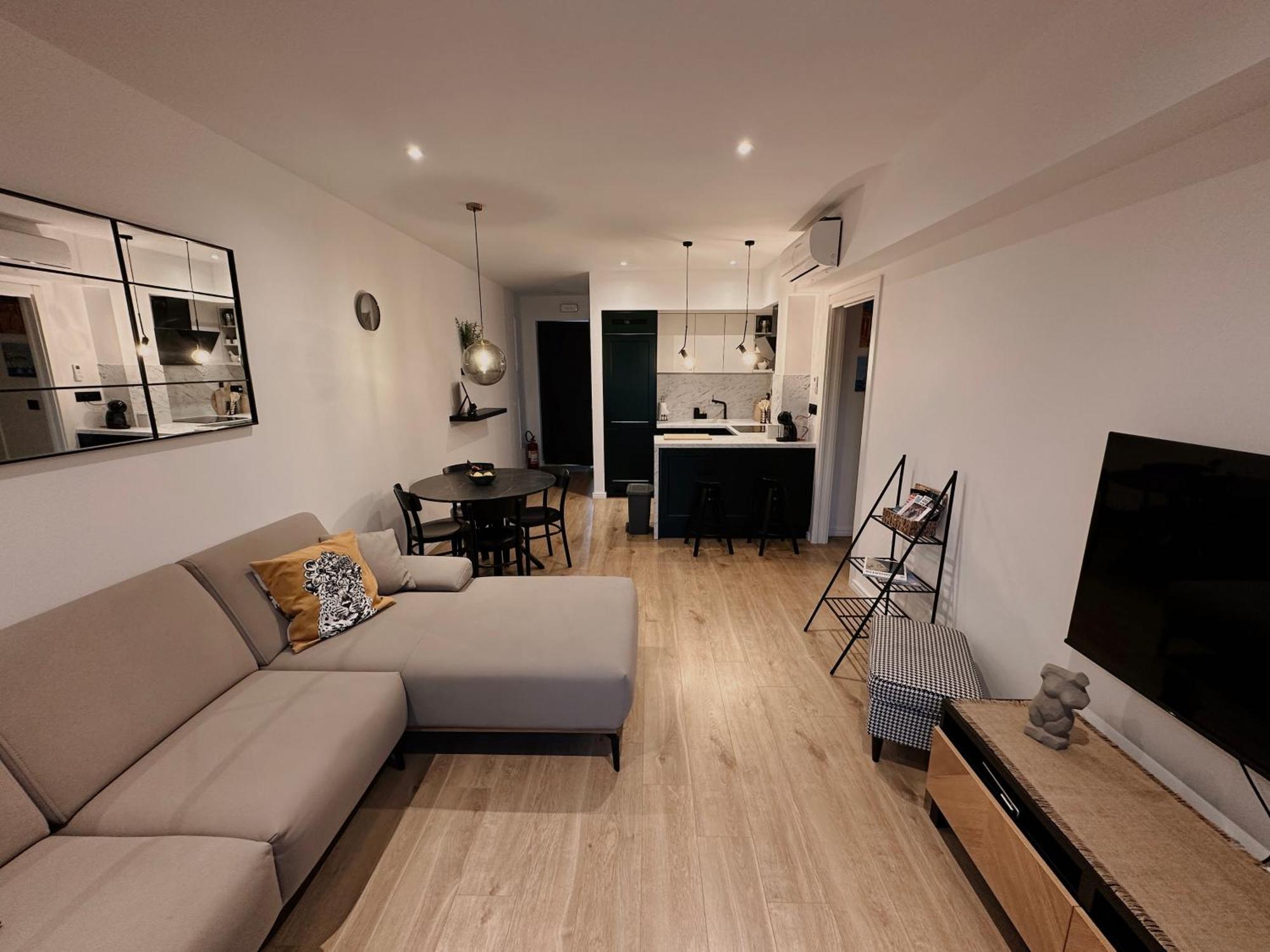 Dawn & Dusk - Modern Two Bedroom Apartment With Mountain Views Čilipi 外观 照片