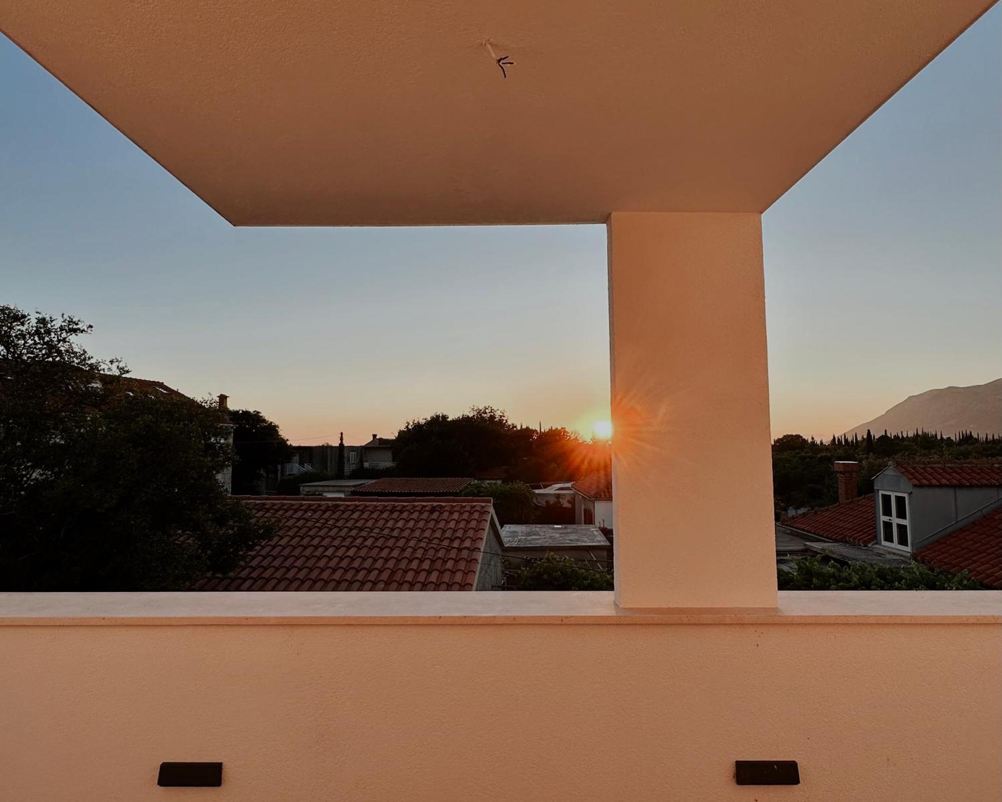 Dawn & Dusk - Modern Two Bedroom Apartment With Mountain Views Čilipi 外观 照片